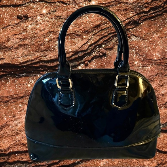 Black faux patent leather dome satchel bag - Picture 8 of 8